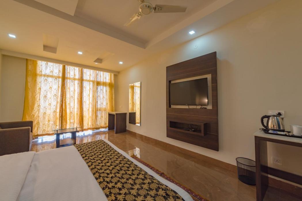 The Gateway Dal Lake Resort, Mcleodganj, Dharamshala 麦罗肯机 外观 照片